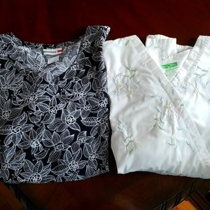 🦋 BUNDLE OF LARGE  SCRUB TOPS